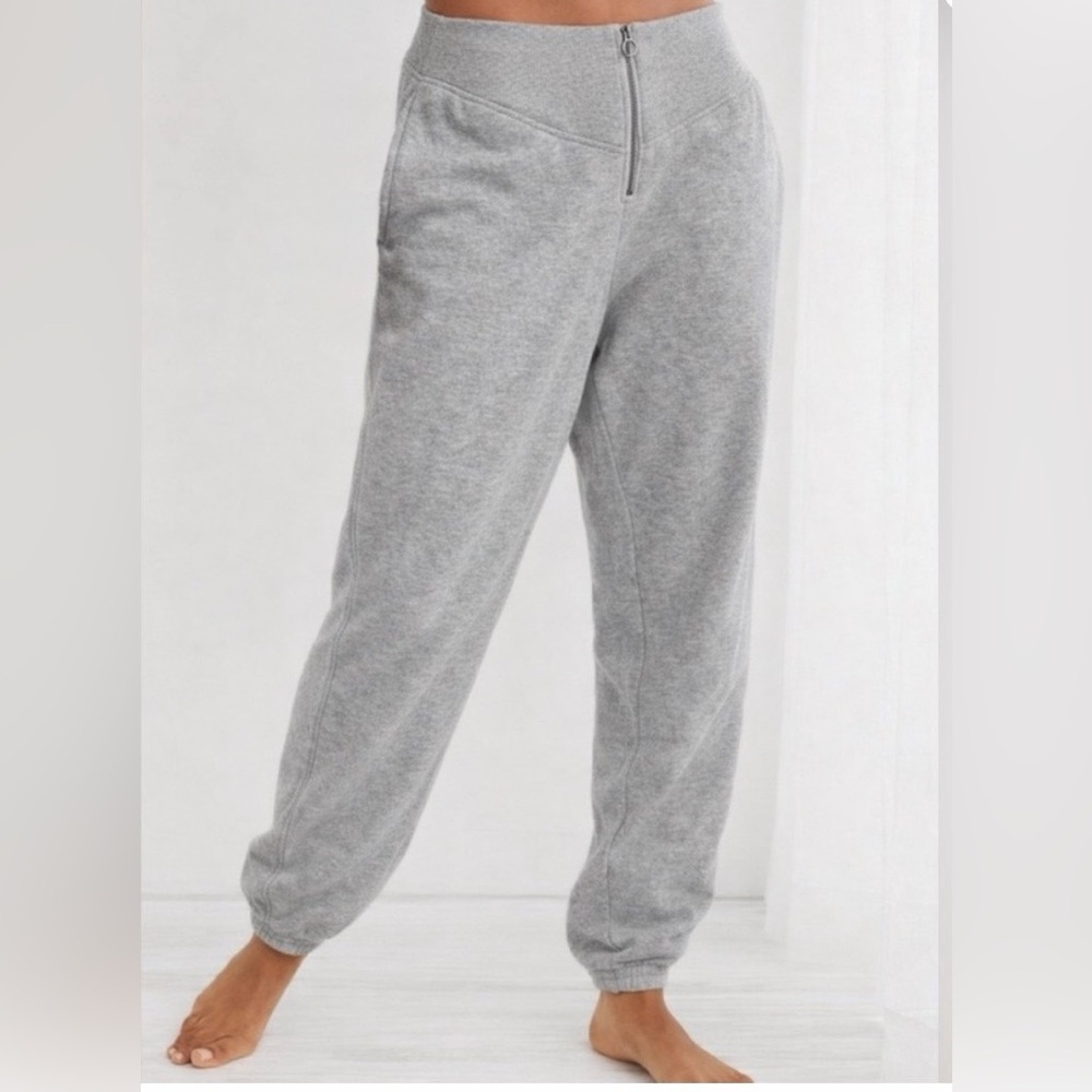 Aerie Light Gray Zip-Front Sweatpants/ Joggers Size XS